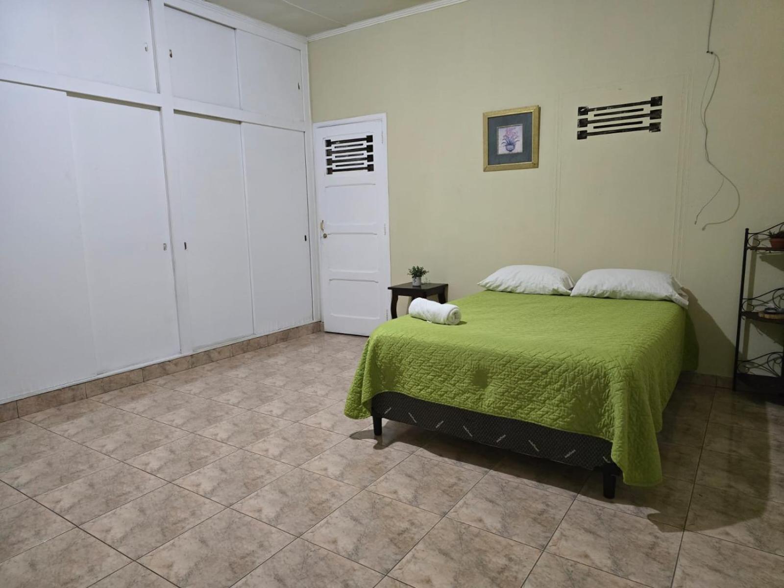 Hostal Casa Luna 圣安娜 外观 照片