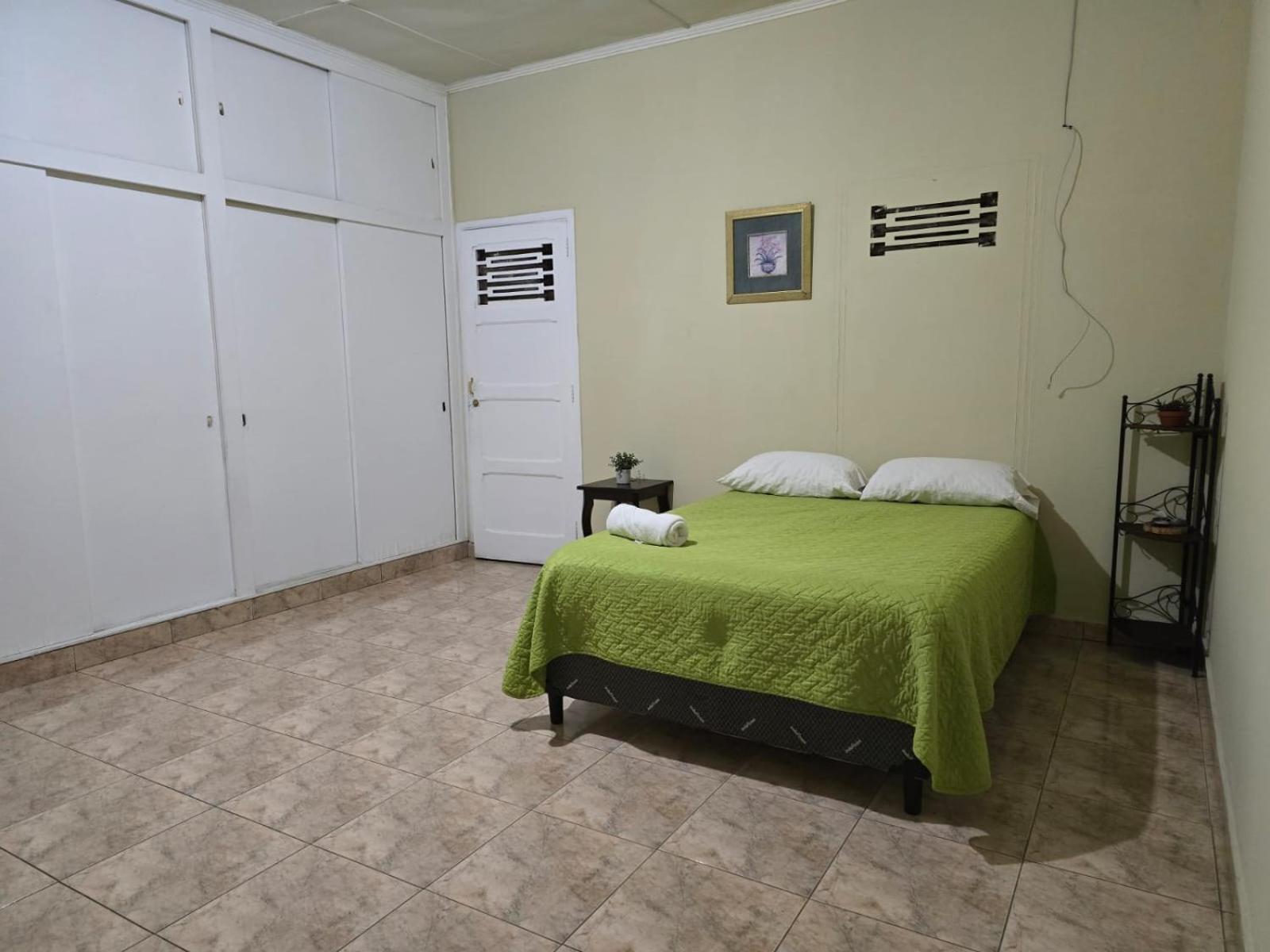 Hostal Casa Luna 圣安娜 外观 照片